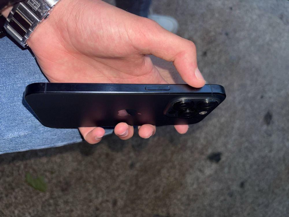 Iphone 15 pro 128gb Azul