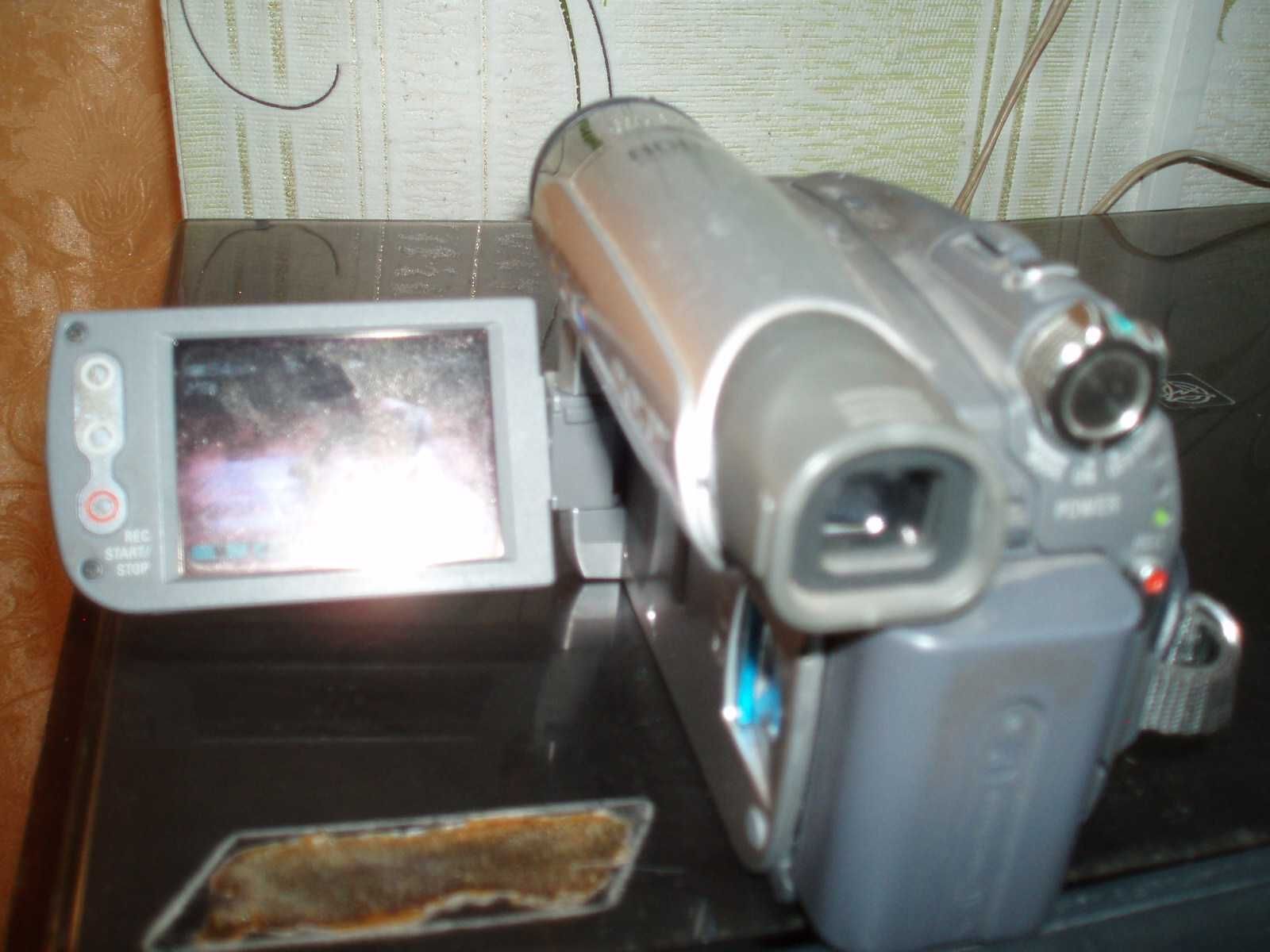 видеокамера SONY DCR-36