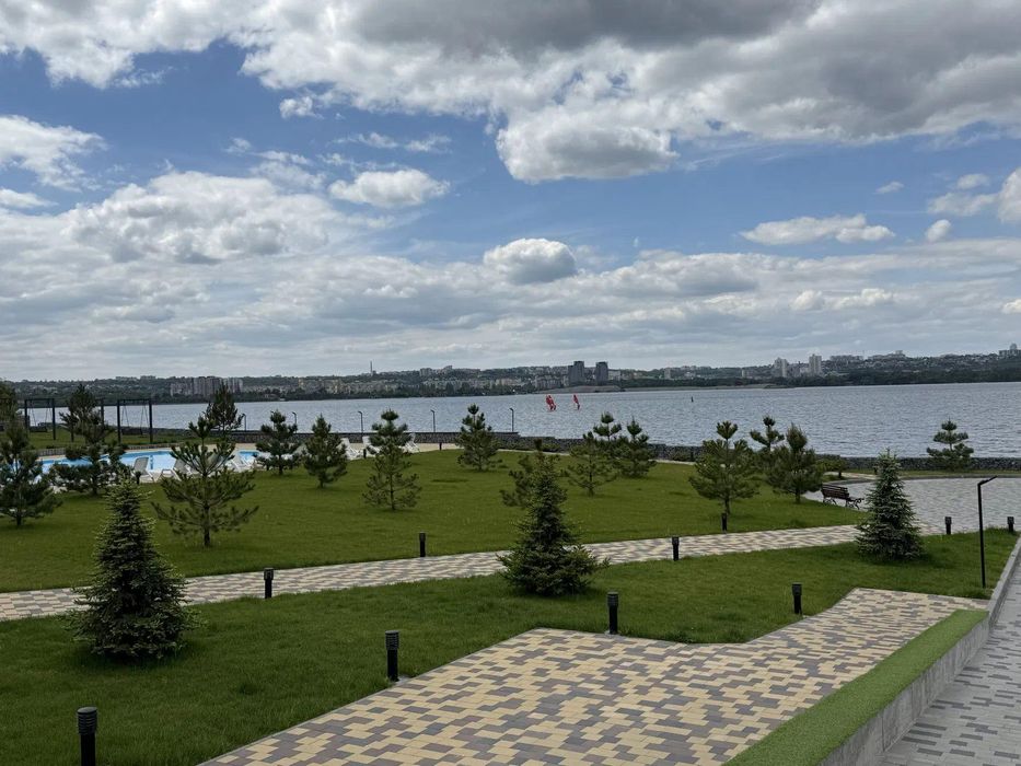 Оренда 1 кімнатної квартири З ТЕРАСОЮ в ЖК Comfort City Lagoon, Дніпро