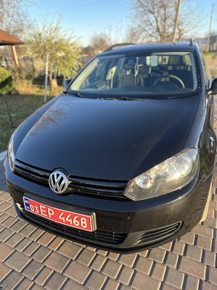 Volksvagen Golf black