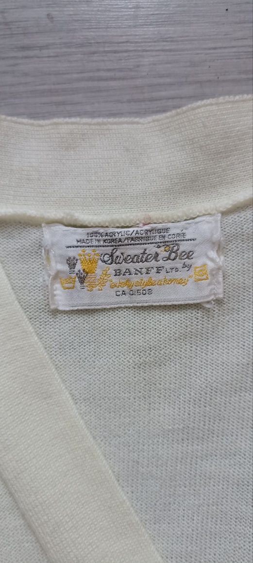 Maślano żółty kardigan Vintage Sweater Bee by Banff Classic Cardigan s