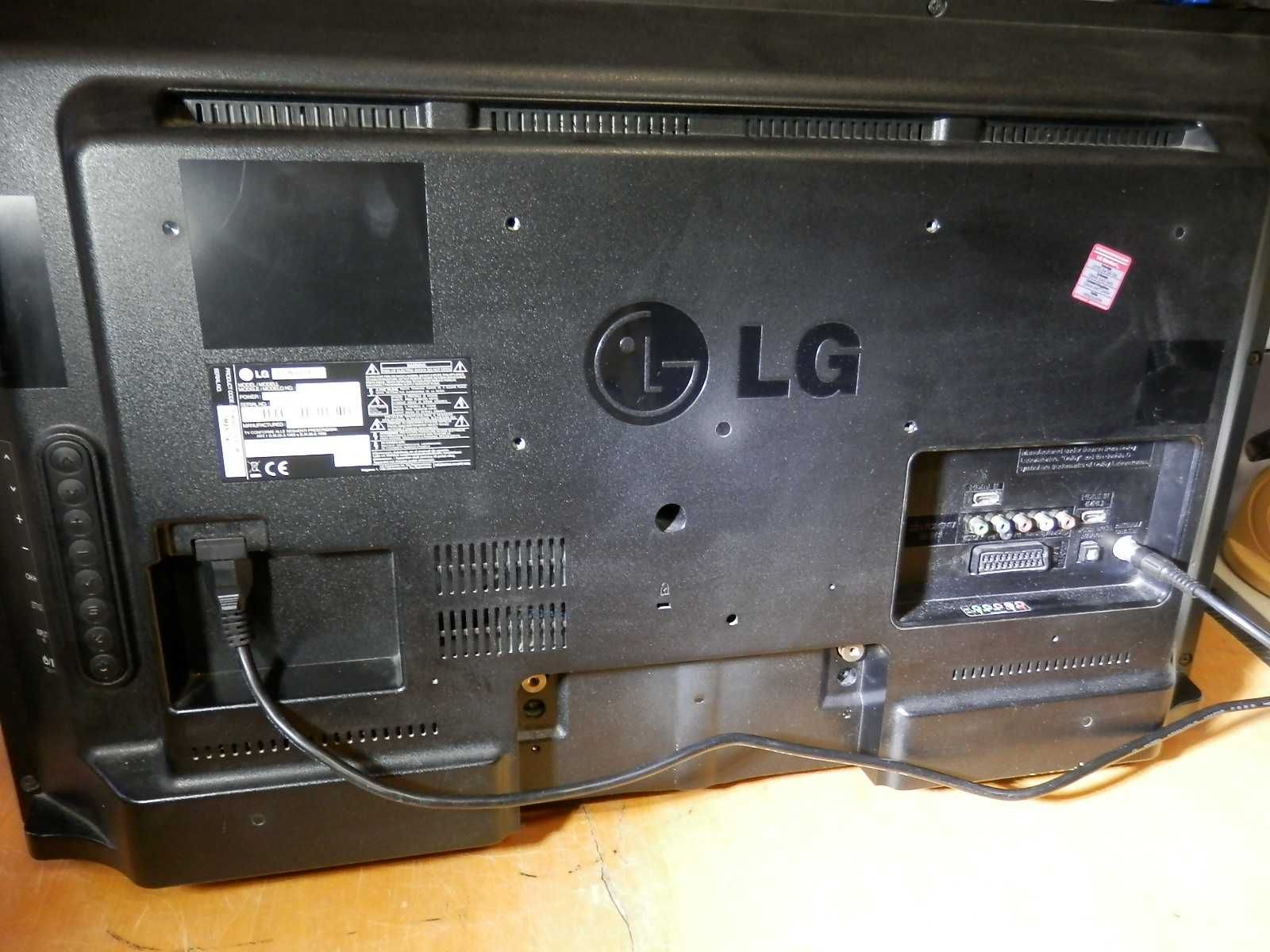 Sprzedam telewizor LG 32LN540B, pilot, brak nóżki