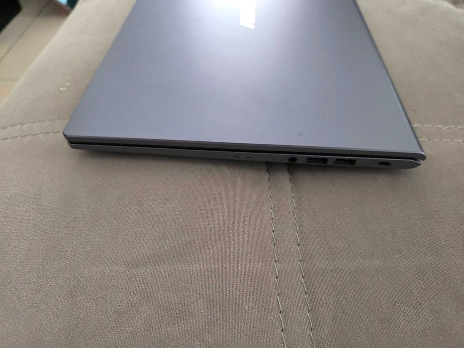 Laptop ASUS X515 VivoBook 15,6" – Intel Core i5 / 8GB RAM / 256GB SSD