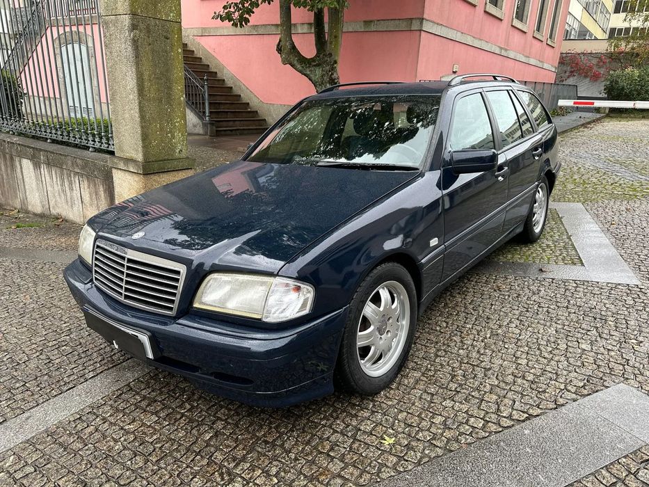 Mercedes-Benz C 220