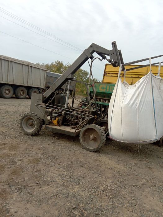 Міні навантажувач погрузчик міні трактор мотоблок