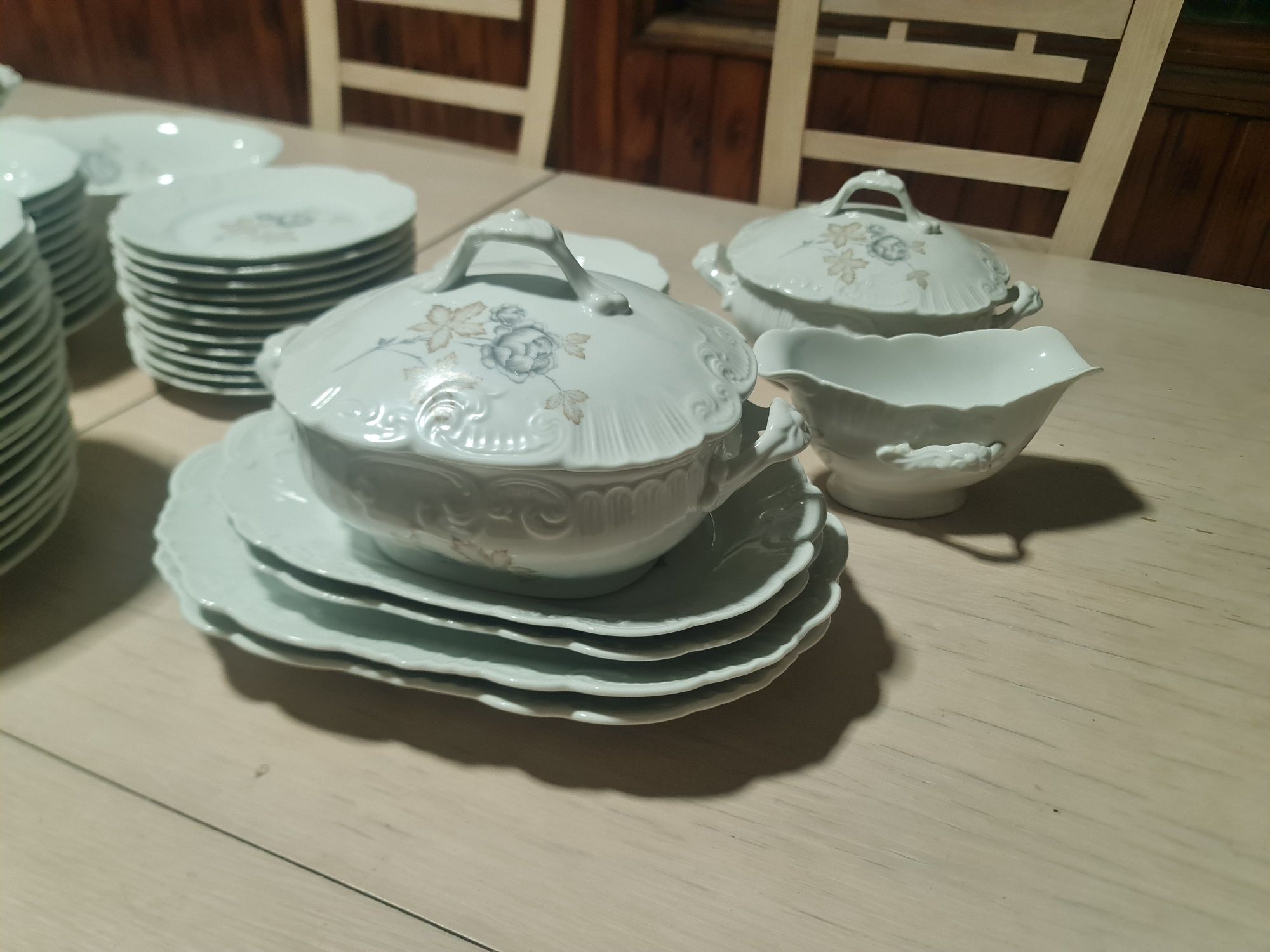 Vendo conjunto vista alegre
