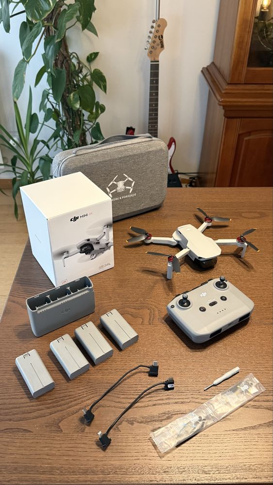 Drone Dji Mini 4k Fly More, com muitos extras!