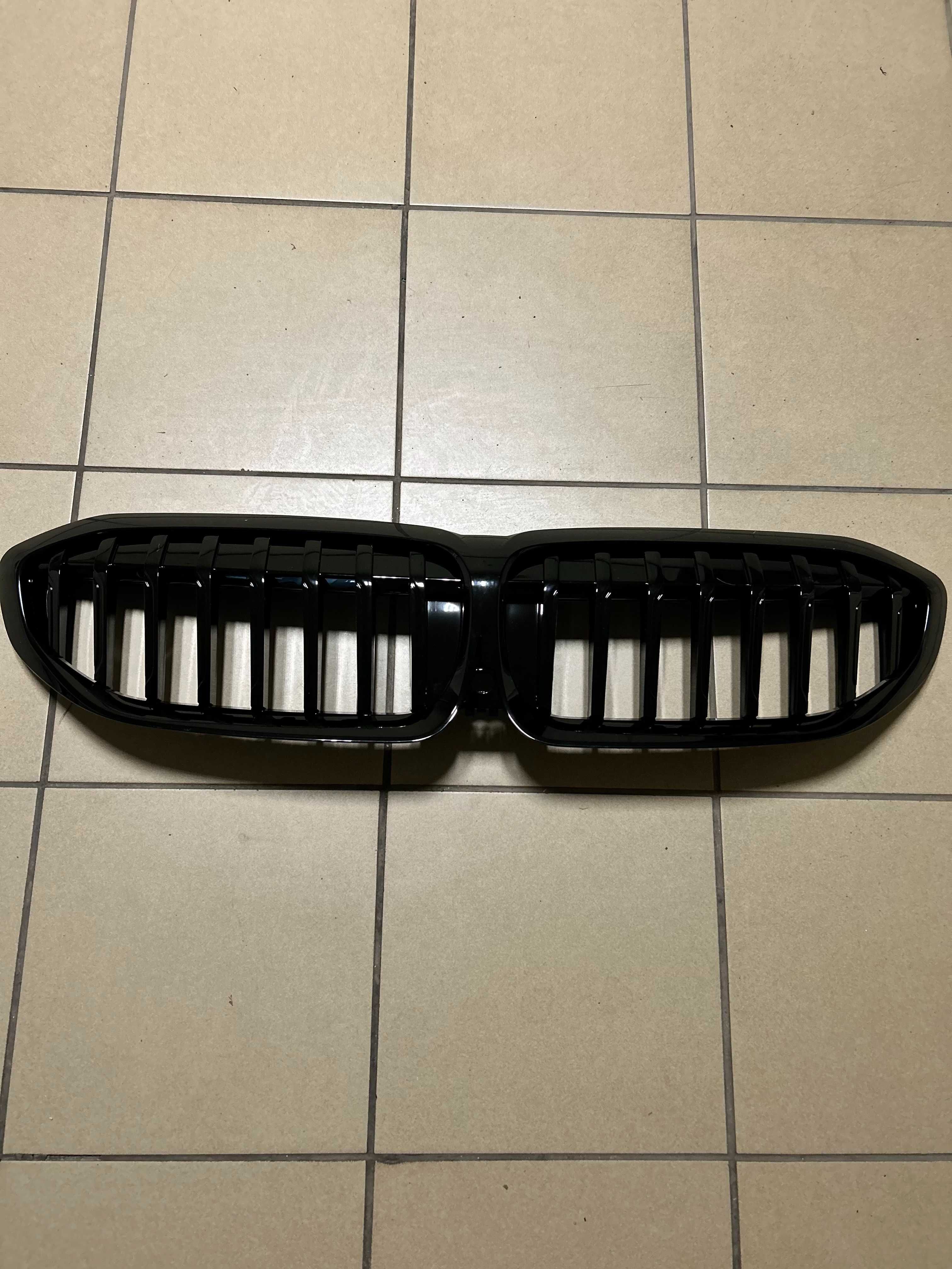 Решітка радіатора BMW 3 G20 G21 передні ноздрі 51138072085