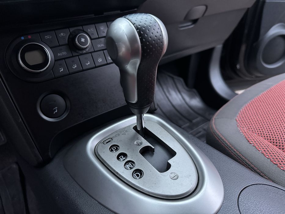 Продам офіційний Nissan Qashqai