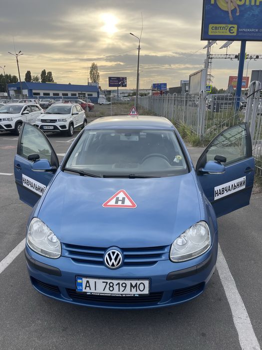 Автоінструктор механічна та автомат.