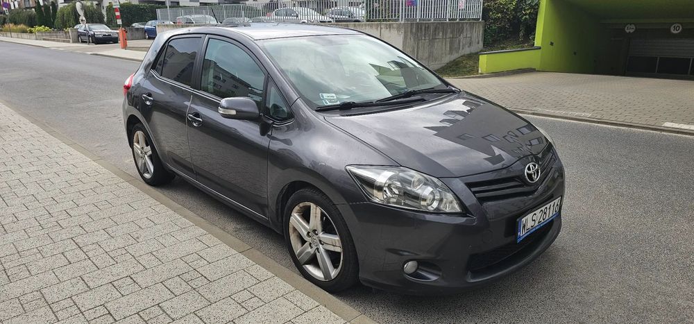 Toyota Auris TOYOTA Auris 1.6 Benzyna. Bogato wyposażony.
