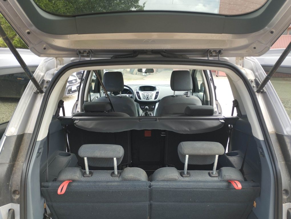 Ford grand C-Max 1.6 zwykła benzyna klima ABs 7osobowy import Niemcy