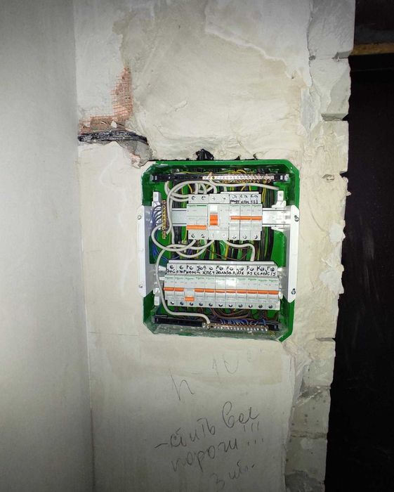 Продам 2 комнатную квартиру в ЖК Инфинити (15663)