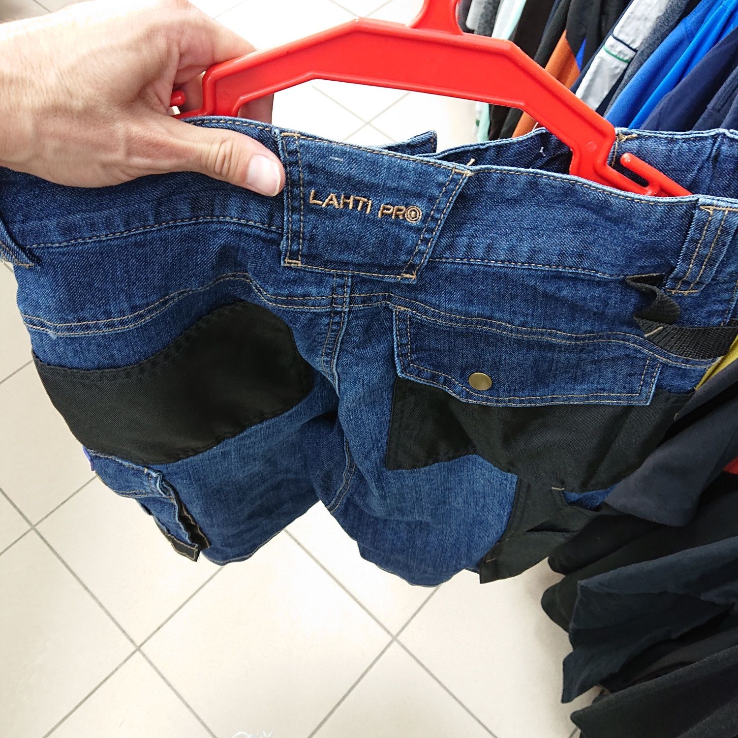 Spodenki lahti pro nowe jeans