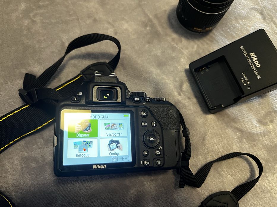 Nikon D3500 DSLR c/kit de objetiva