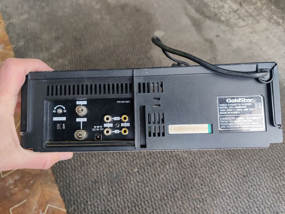 Відеомагнітофон GoldStar