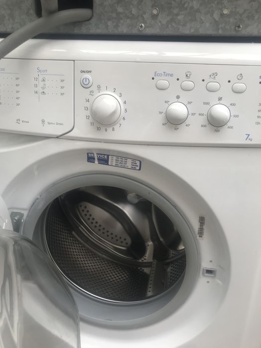 Maquina de lavar roupa indesit