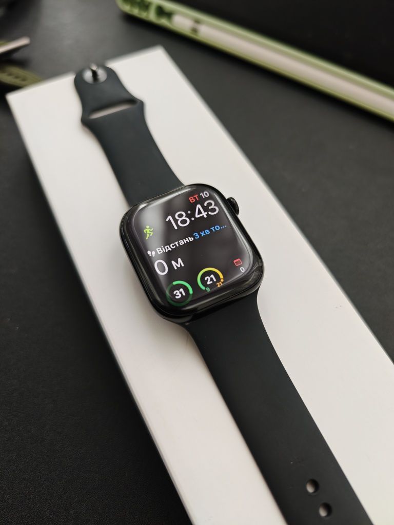 Apple watch 10 + Spigen case + ремінці