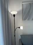 Lampa podłogowa