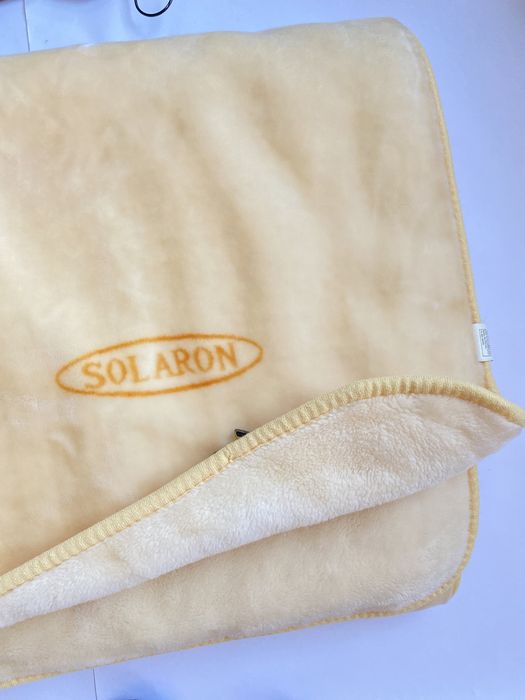 Плед полуторный акриловый однотон персиковый  (solaron)