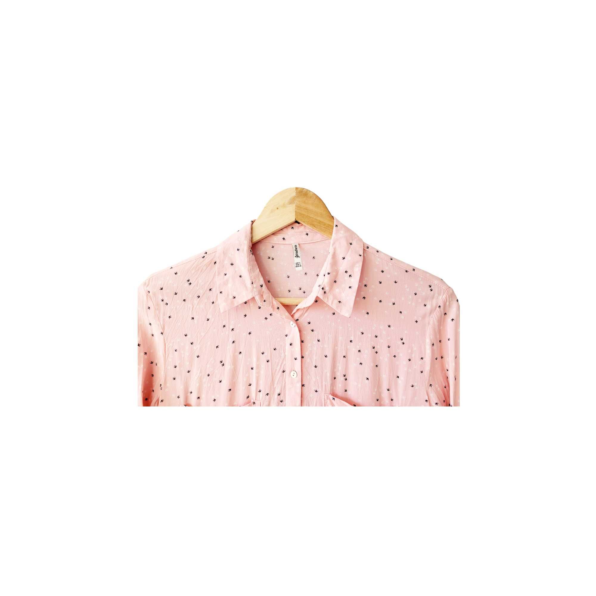 Różowa koszula damska w jaskółki S Stradivarius bluzka asymetryczna