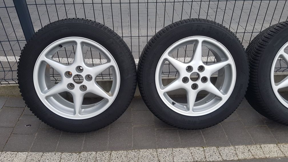 Koła aluminiowe 16 cali z oponami zimowymi  felgi KBA5438