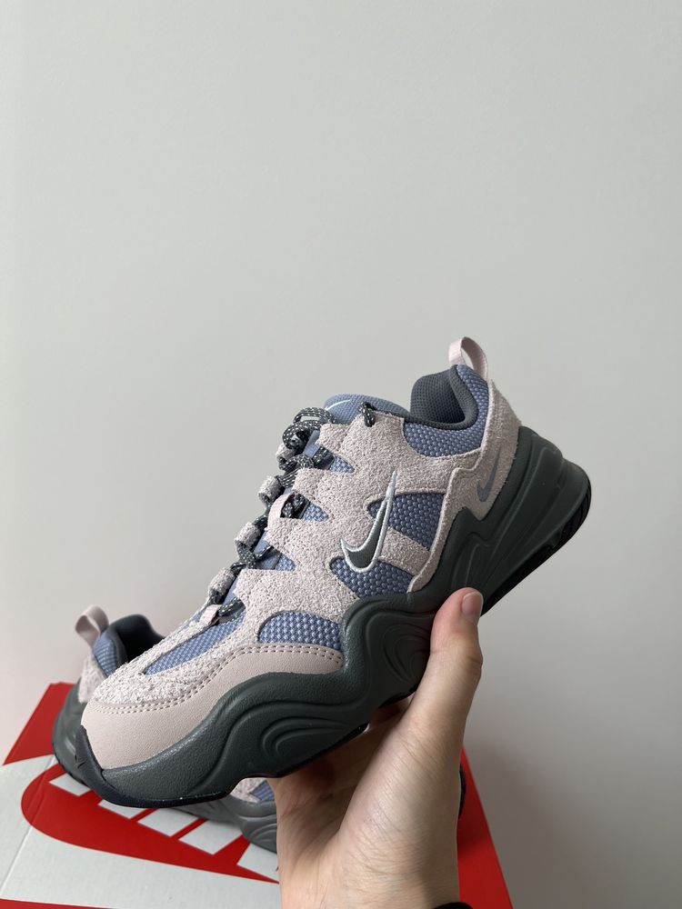 Кросівки Nike Tech hera оригінал, кросівки на весну, жіночі кросівки