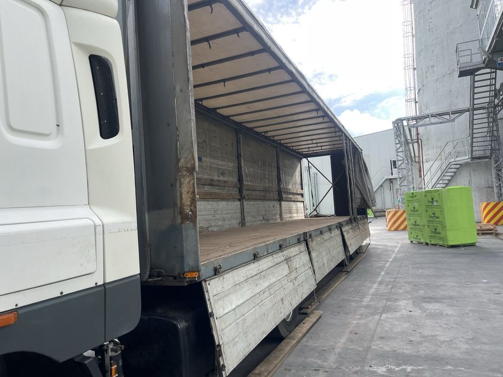 Тягач Фура та причеп тент DAF FT CF 85 автопоїзд тент 2009 Євро 5