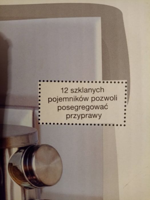 Obrotowy stojak na przyprawy.
