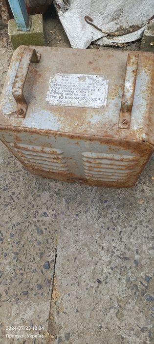 Понижувач напруги