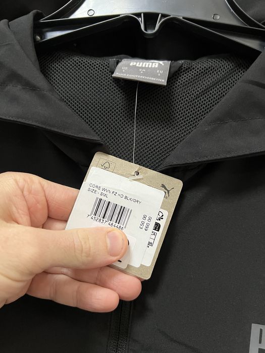 Нова оригінал Кофта куртка вітровка Puma core woven zip hooded jacket