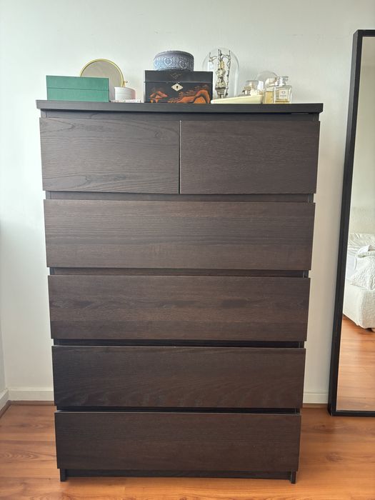 Cómoda preta IKEA Malm c/6 gavetas