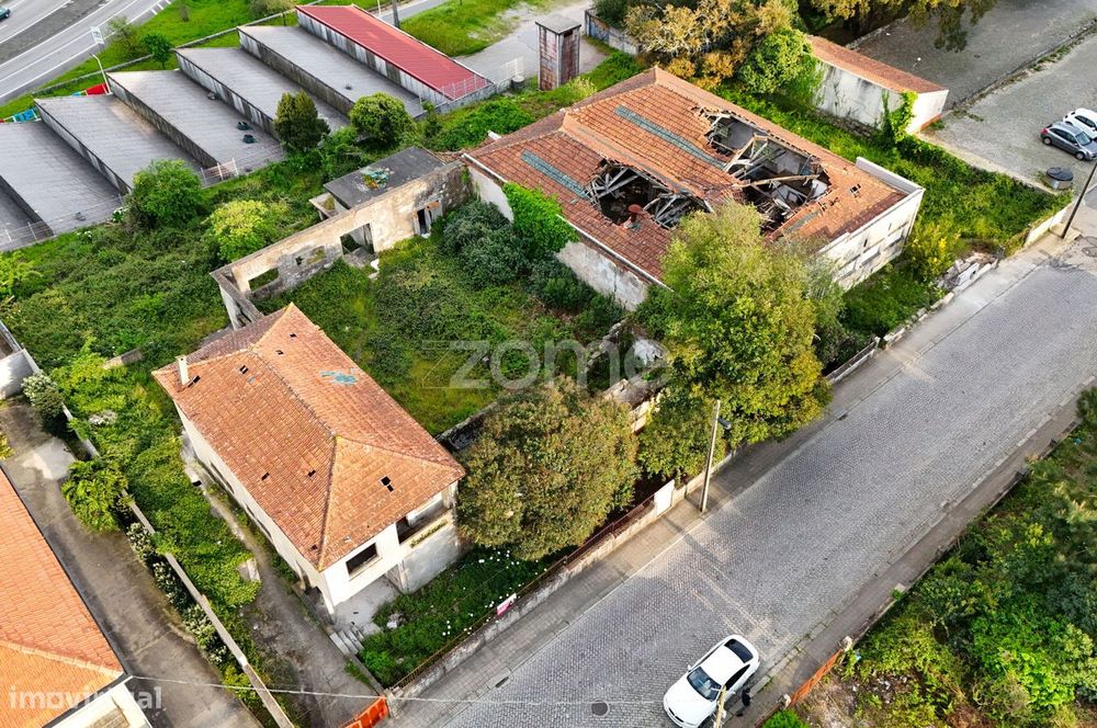 Moradia e Armazém em Campanhã, Porto