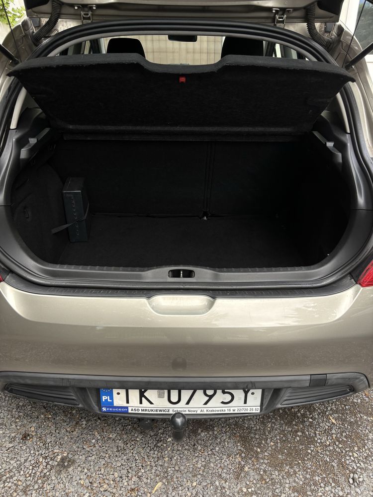 Peugeot 308 bogata wersja 2 komplety kół