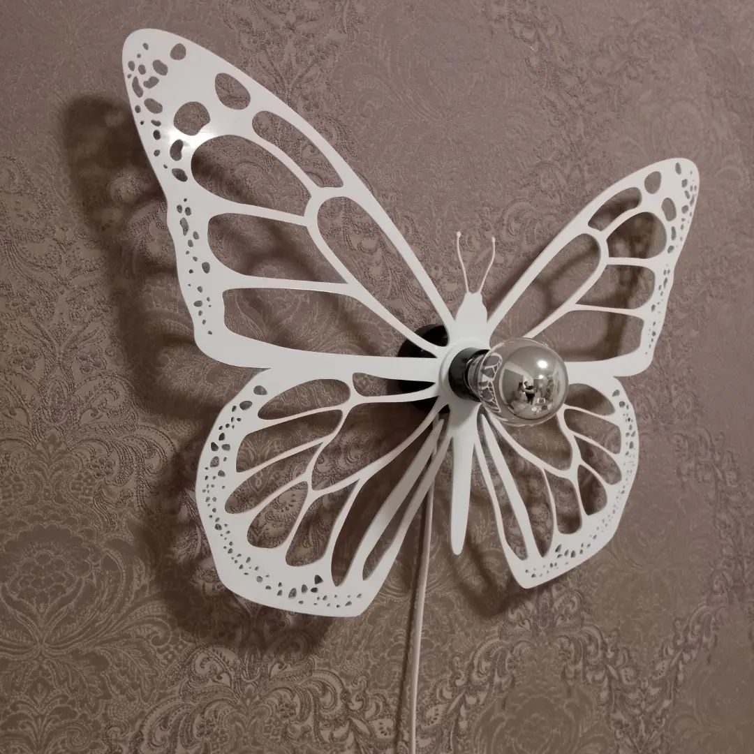 Настенный светильник Бабочка
