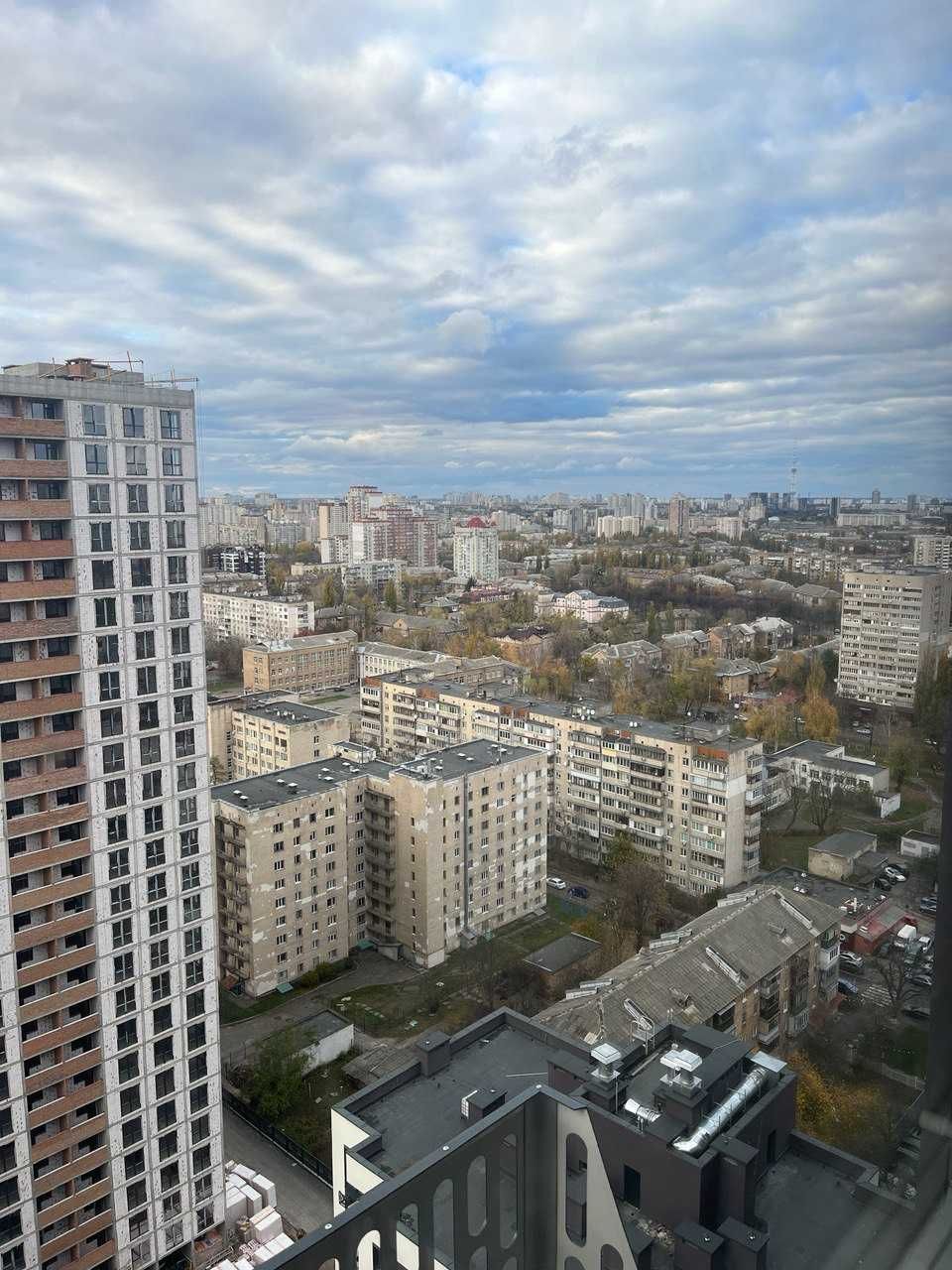 Продам 2 рівневу 5-к квартиру 130 м.кв. ЖК "Ok`Land"