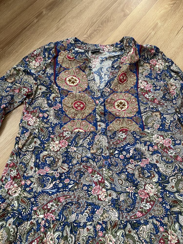 Sukienka midi we wzór boho