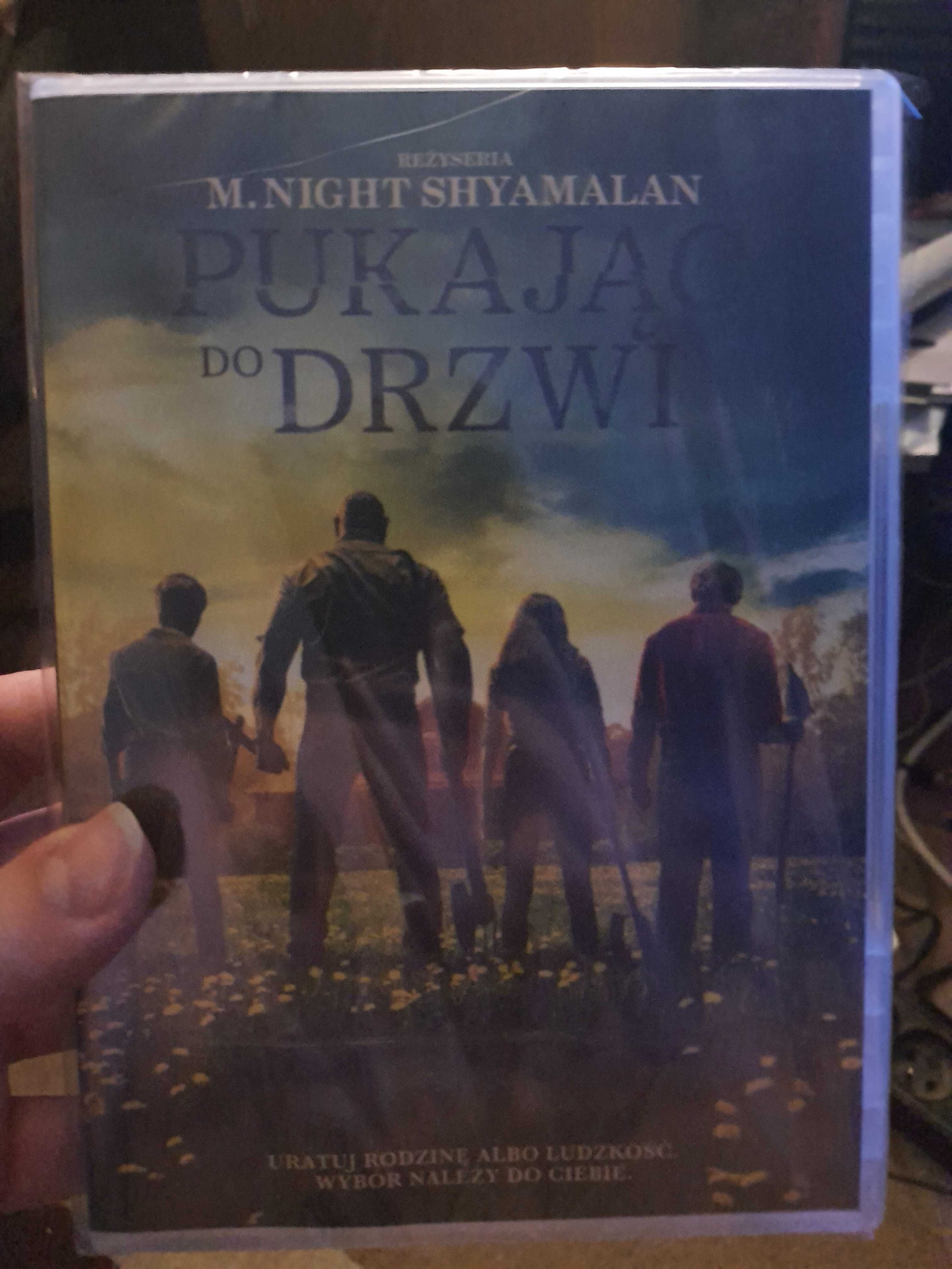 Plyta DVD "pukajac do drzwi" prawie jak nowa