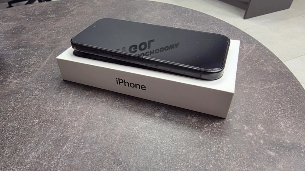 Iphone 16pro 256 GB stan idealny bez uszkodzen