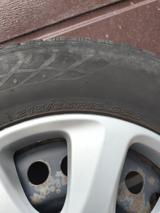 Kola Mitsubishi ASX zimowe stalowe + kolpaki 215/65R16 98H