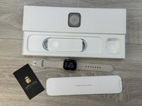 Apple Watch Series 8 41mm Silver with Starlight Sport Band