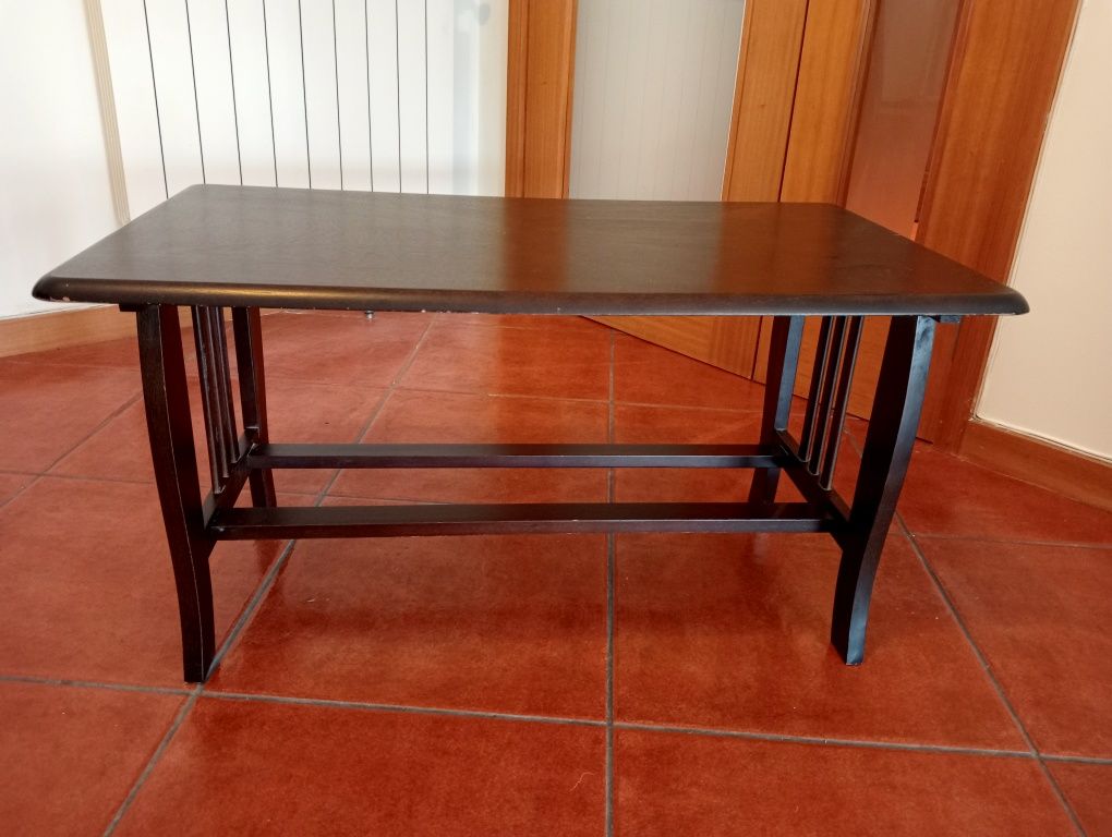 Mesa de apoio ou de centro