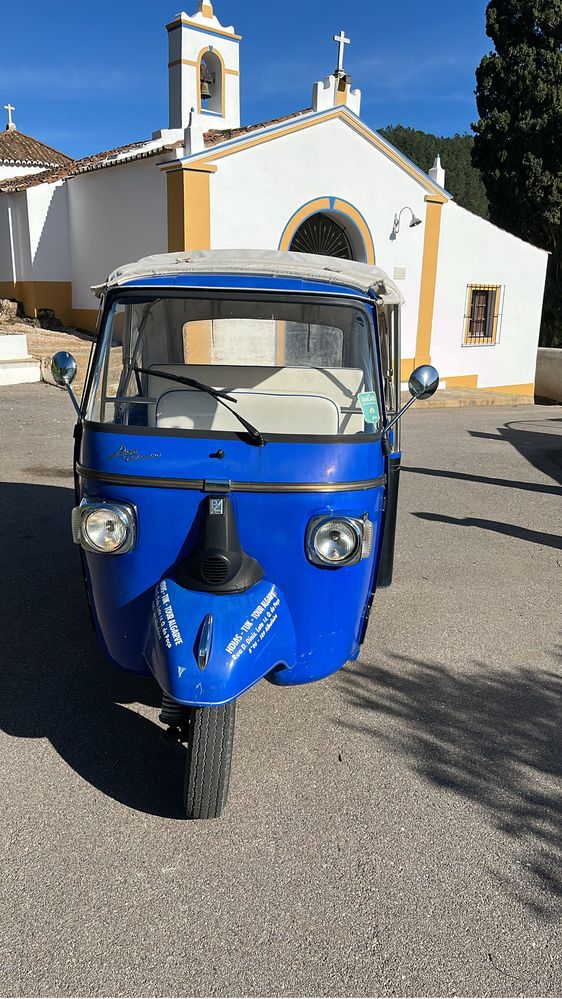 Tuk tuk piaggio Calessino 4 lugares
