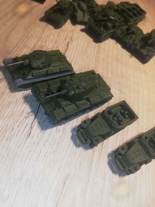 Modele wojskowe 1:100