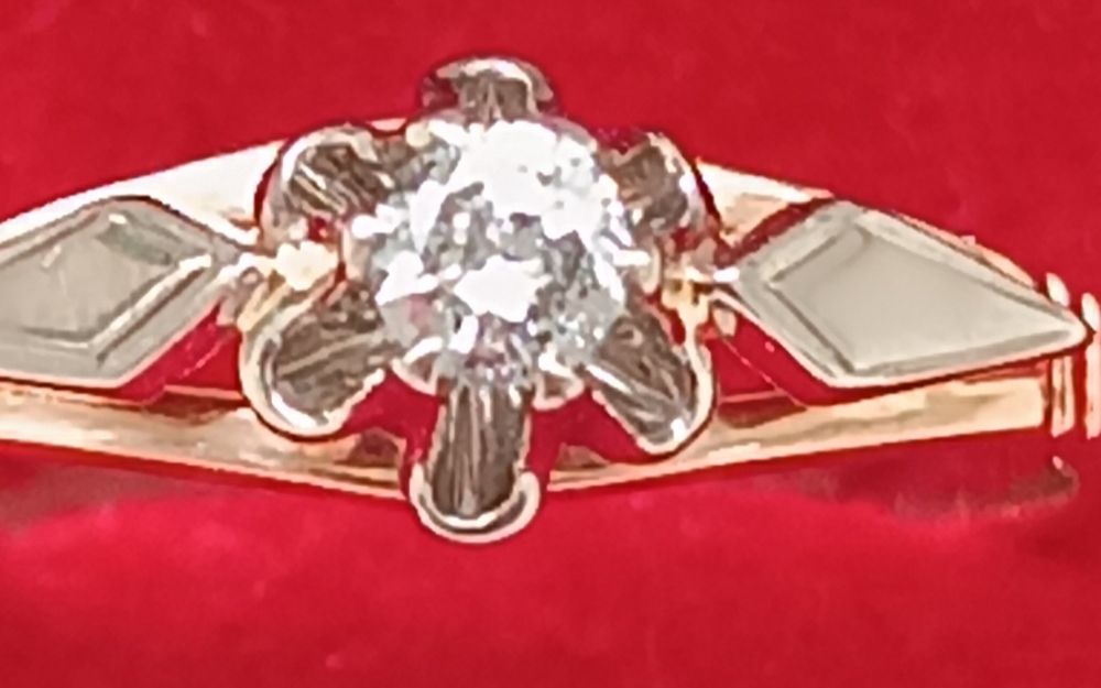 Каблучка золото срср солітер заручини  з діамантом 0,16ct  3,21г р.18