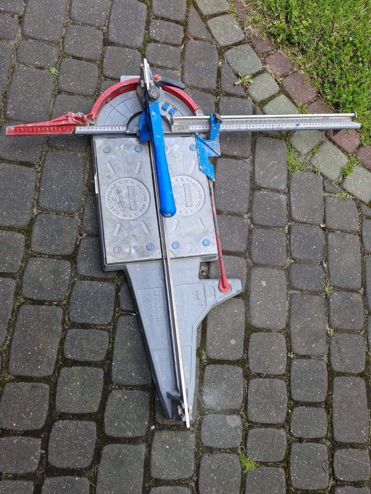 Przecinarka do płytek monolit