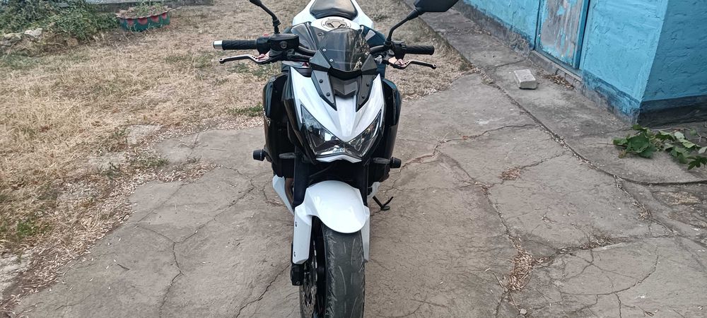Продам Kawassaki z 800