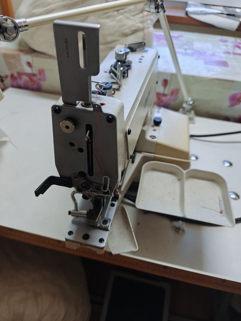Guzikarka juki mb 373