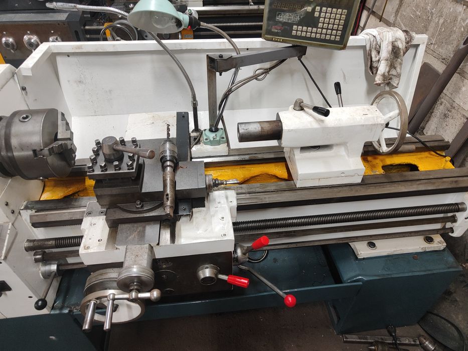 tokarka uniwersalna manualna 2019