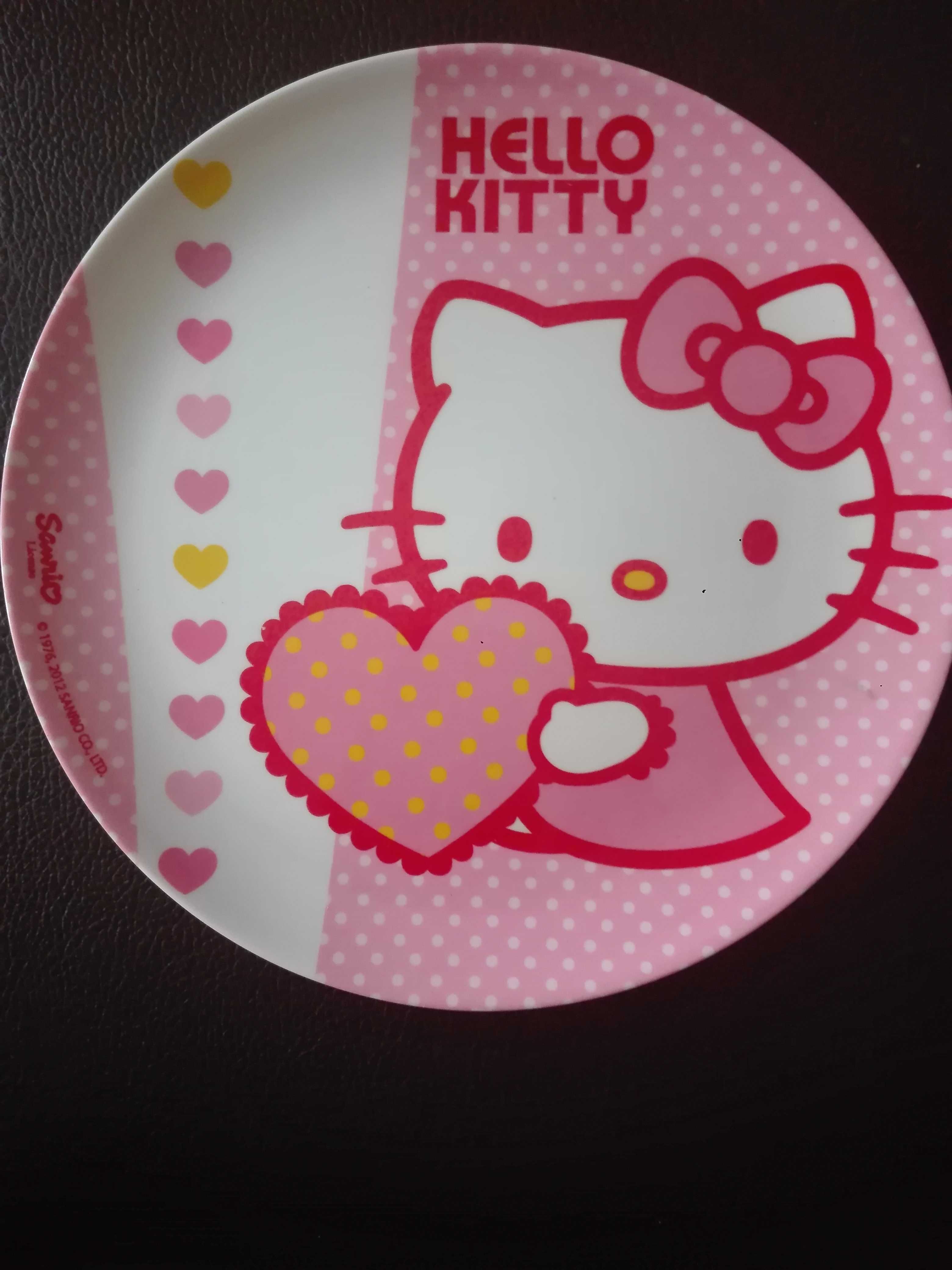 Prato da Hello Kitty em muito bom estado